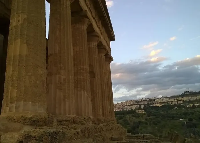 住宿加早餐酒店 La Terrazza Del Borgo 3*