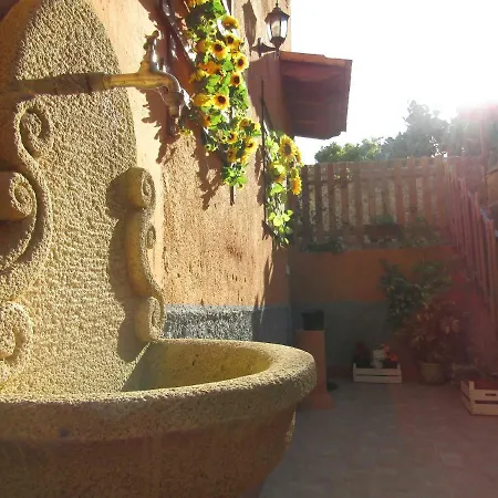 La Terrazza Del Borgo Bed and Breakfast Αγκριτζέντο